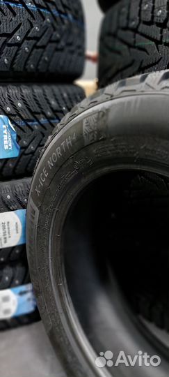 Michelin X-Ice North 4 205/55 R17 95T