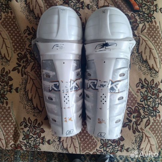 Хоккейные наколенники Reebok