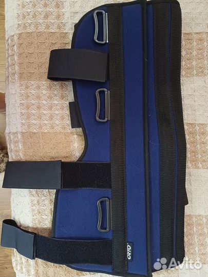 Коленный ортез