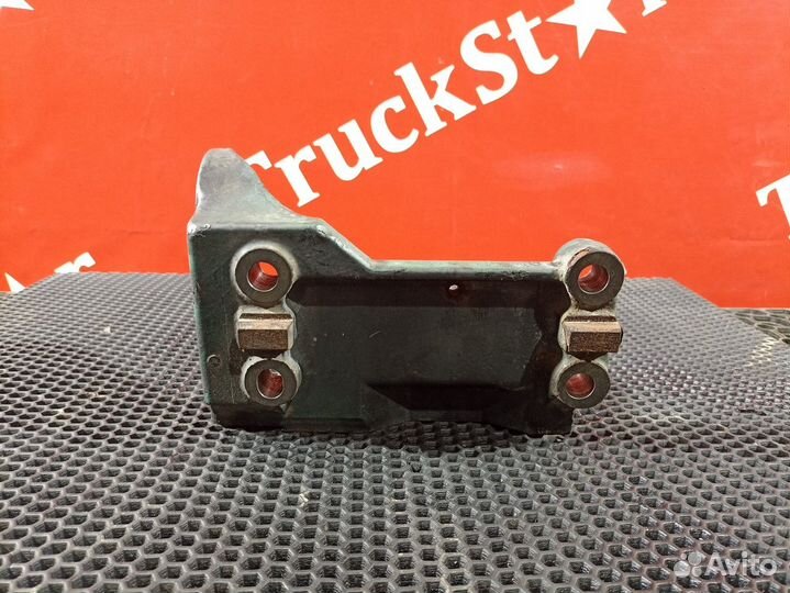 Кронштейн ролика натяжителя Volvo FH
