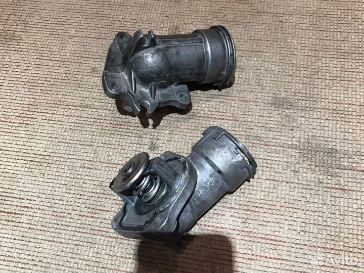 Термостат Мерседес мл гл 164 642 мотор