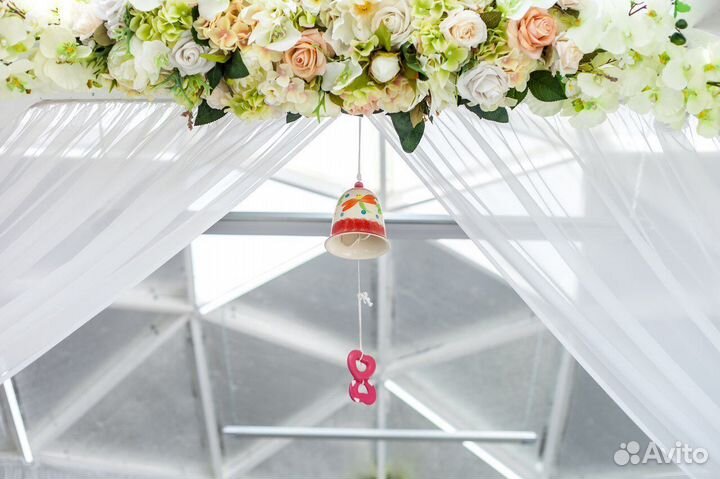 Готовые искусственные цветы композиция