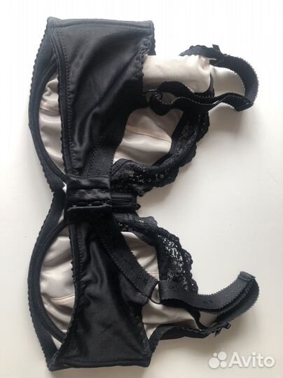 Бюстгалтер