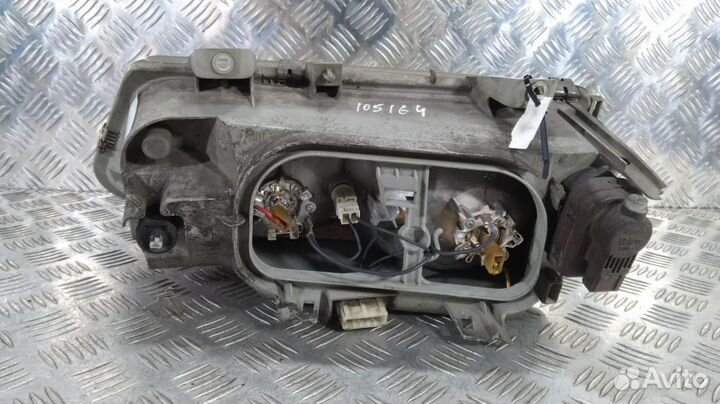 Фара Peugeot 806 (1994-2002)