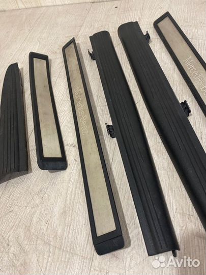 Накладка на порог салона Mercedes Benz E250 W211