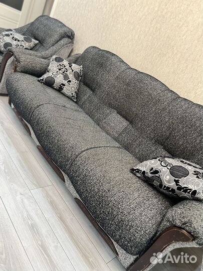 Диван и 2 кресла