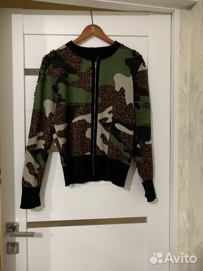 Костюм спортивный