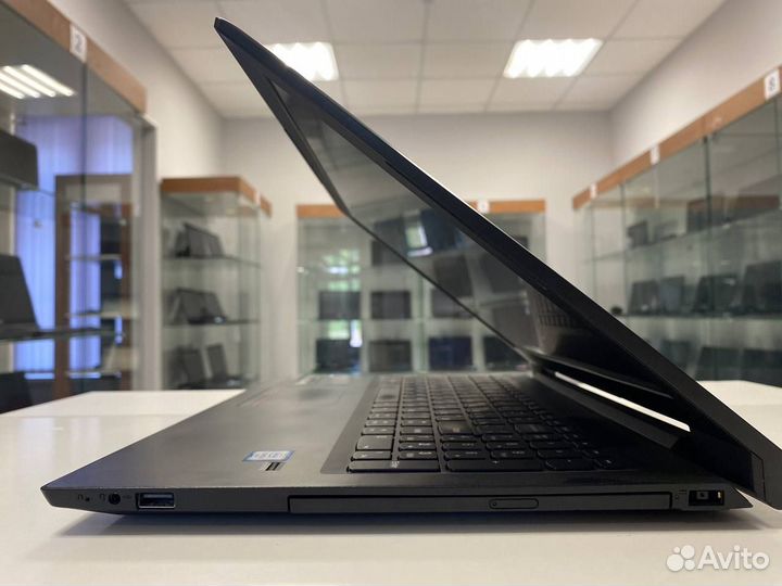 Ноутбук Lenovo (Core i3-6th/ 8gb/ SSD/ FHD)