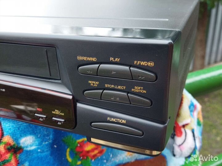 Видеомагнитофон funai