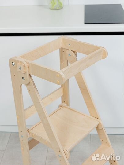 Башня помощника Монтессори