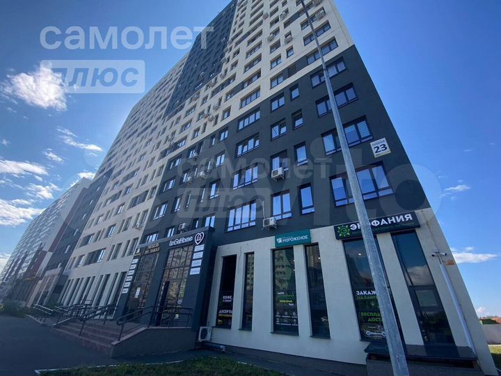 2-к. квартира, 61 м², 7/17 эт.