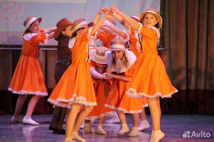 Костюмы для танцевального коллектива