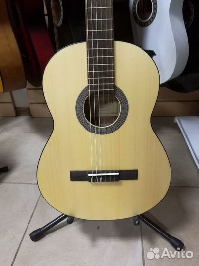 Классическая гитара Parkwood PC90