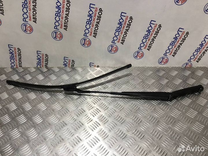 Поводок стеклоочистителя Volkswagen Passat CC