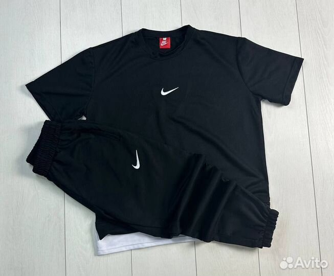 Летний костюм nike