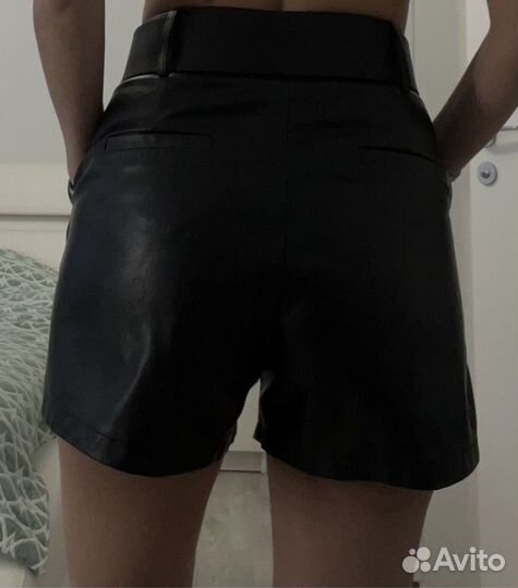 Кожаные шорты