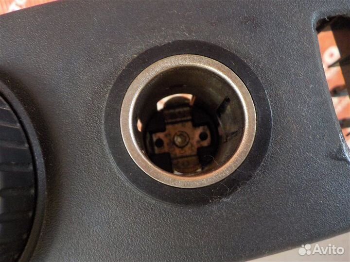 Кнопка включения полного привода Renault Duster