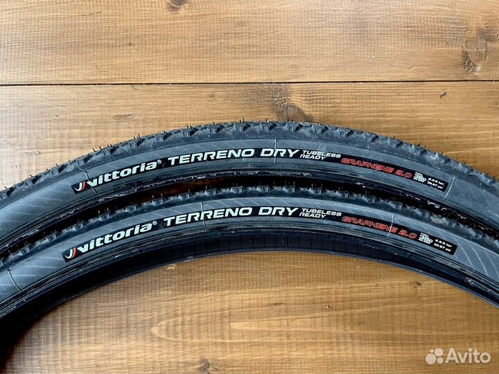 Покрышки гравийные Vittoria Terreno Dry 700x38c