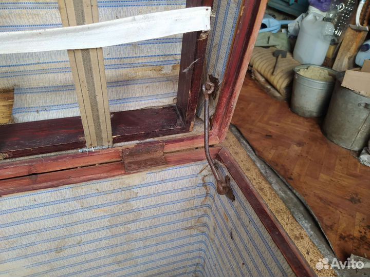 Сундук деревянный старинный