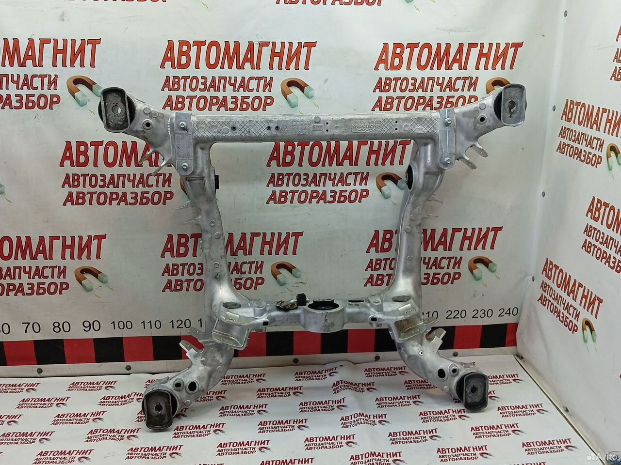 Балка подрамник задний Voyah Dream