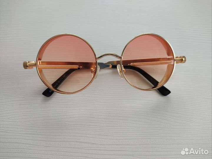 Солнцезащитные очки женские