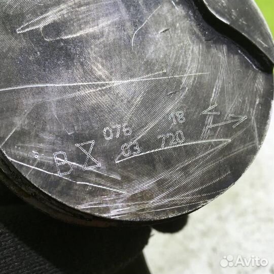 Поршень с шатуном Рено Меган