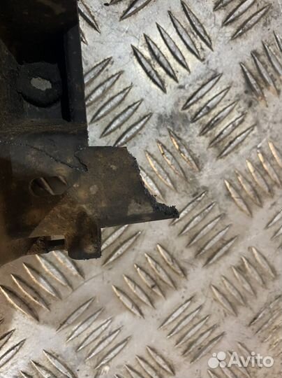 Корпус эбу Renault laguna 2