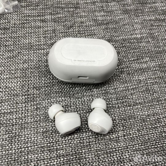 Беспроводные наушники JBL tune 115 TWS белые б/у