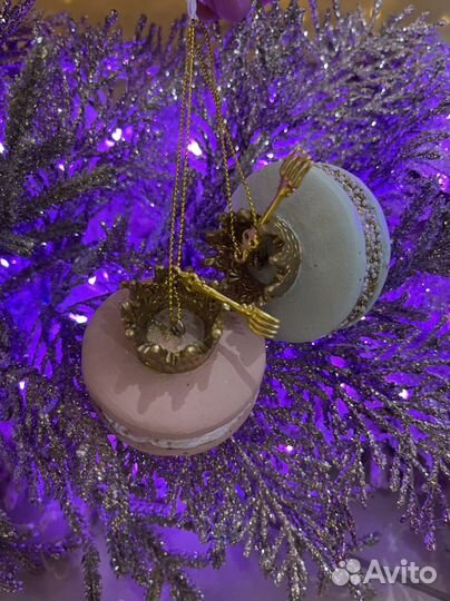 Новогодние игрушки