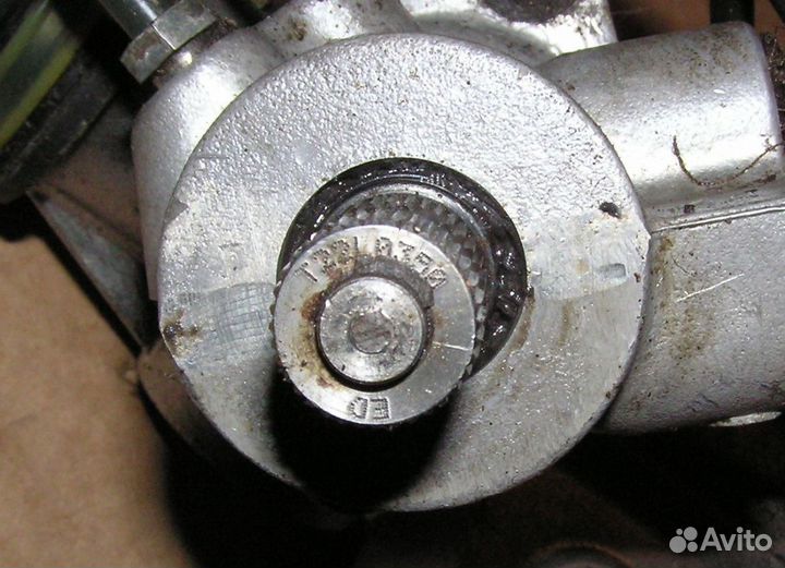 Сальник рулевой рейки на Primera P12 и Almera N16