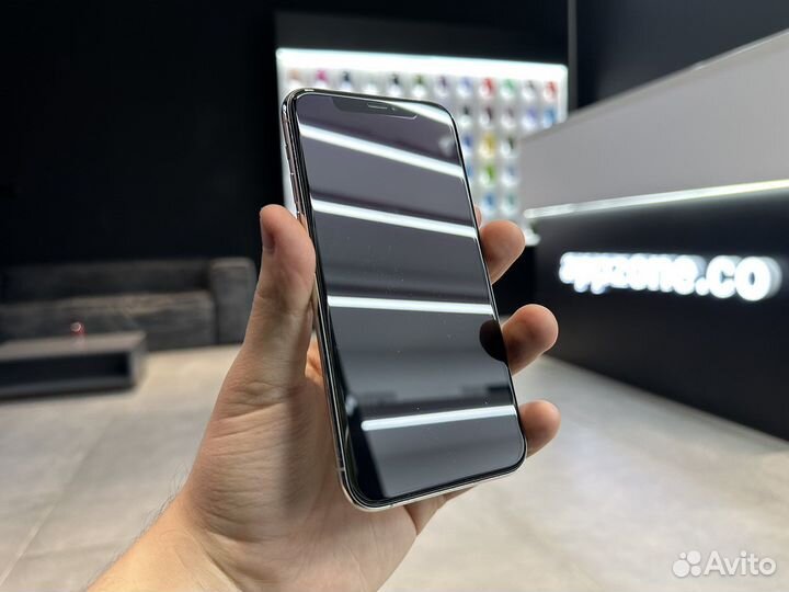 iPhone 11 Pro, 64 ГБ
