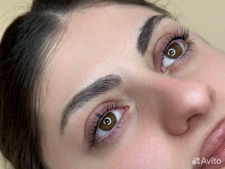 Ламинирование ресниц и оформление бровей
