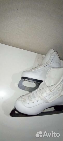 Коньки Ларсен, б/у 1 сезон