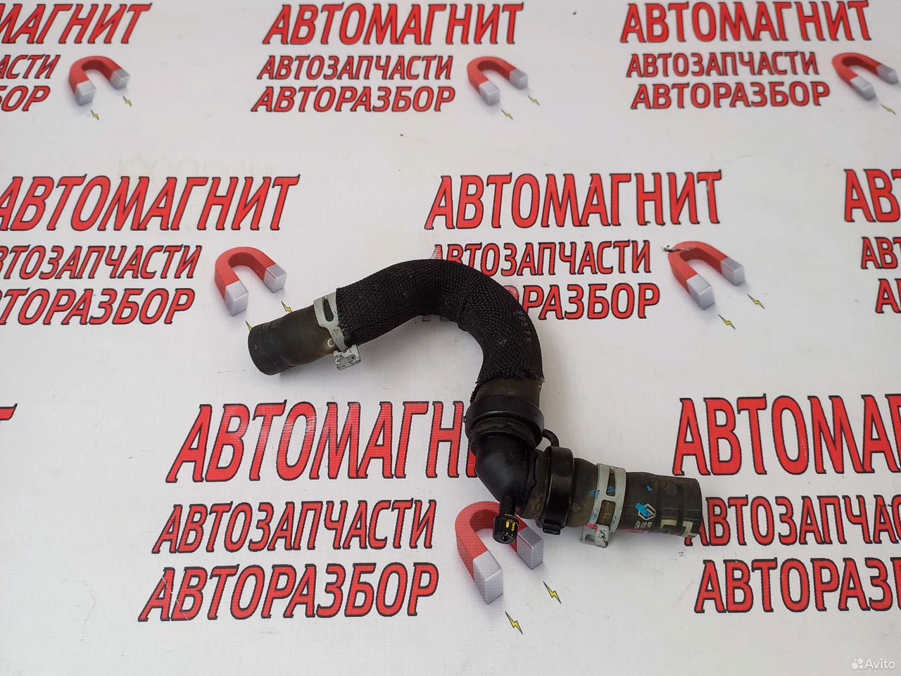 Патрубок печки Рено Аркана