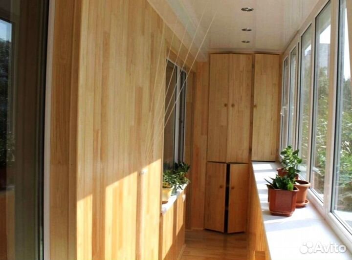 Остекление и отделка балконов