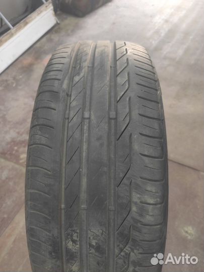 Bridgestone Turanza T001 5.50/4.5 R16