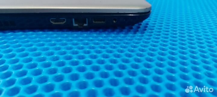 Ноутбук HP 15-R272UR /2х2.16ггц/4gbddr3/SSD120Gb