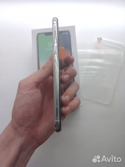 iPhone X, 256 ГБ