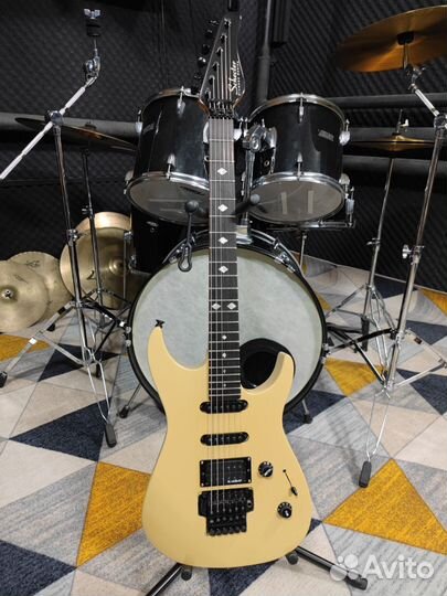 Charvel Schecter Strat электрогитара