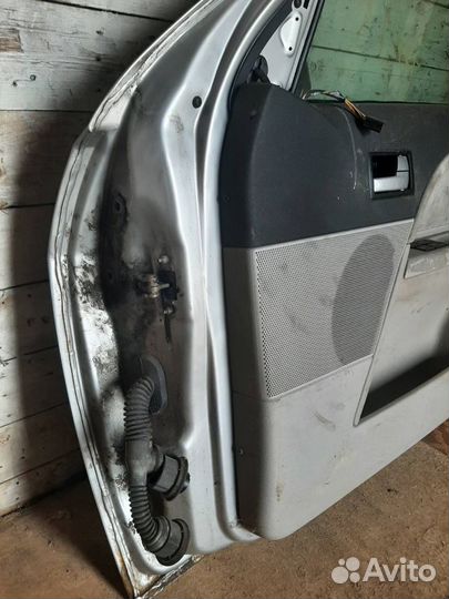 Дверь Ford mondeo