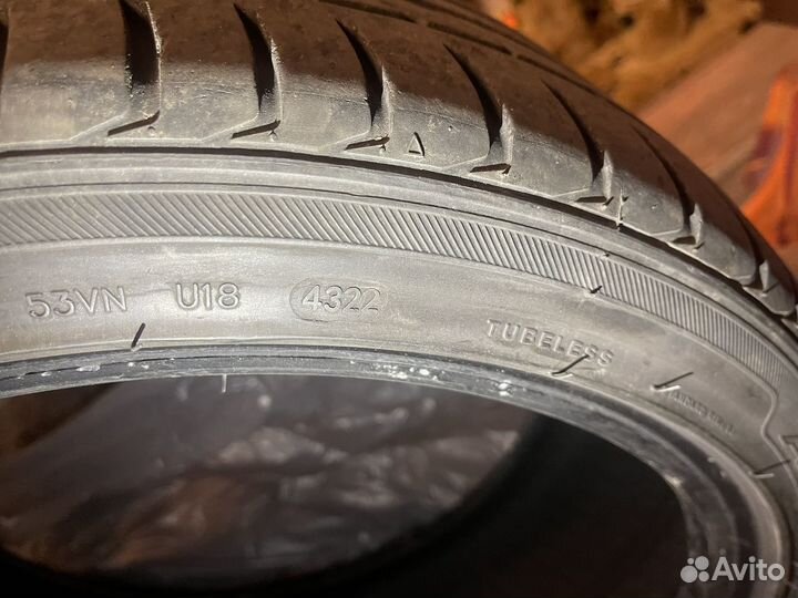 Pirelli Dragon Sport 225/40 R18 92W