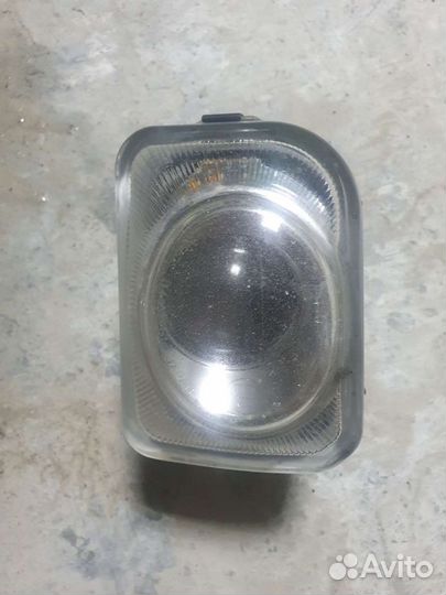 Фара противотуманная правая Subaru Legacy