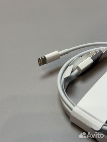 Кабель Apple Lightning/USB (1 м)