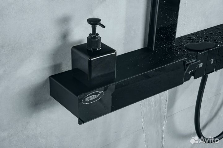 Душевая система со смесителем черная