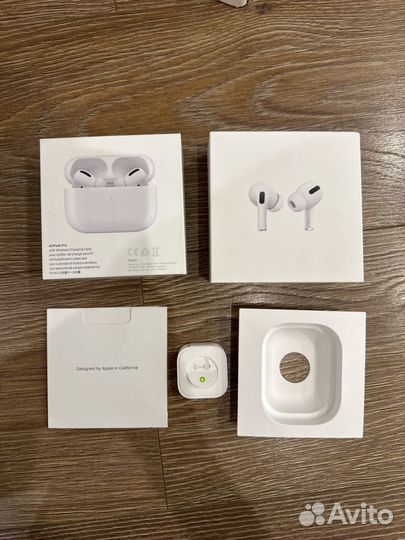 Коробка от airpods pro 2 оригинал из М-Видео