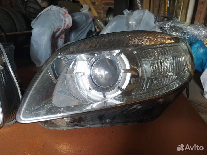 Фары Шкода Фабия 2