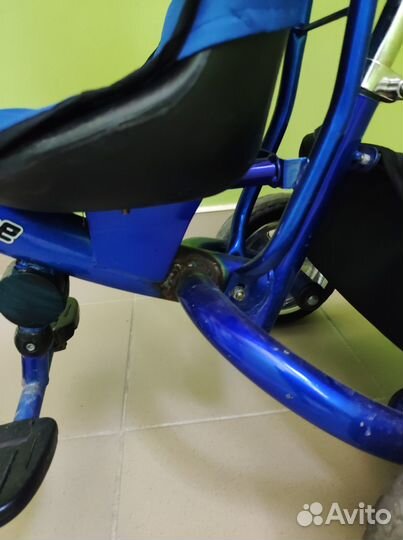Детский велосипед с родительской ручкой