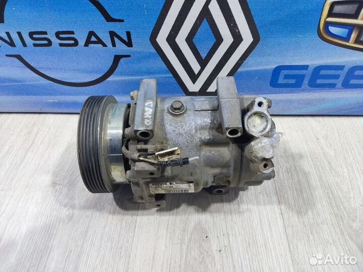 Компрессор кондиционера Renault logan