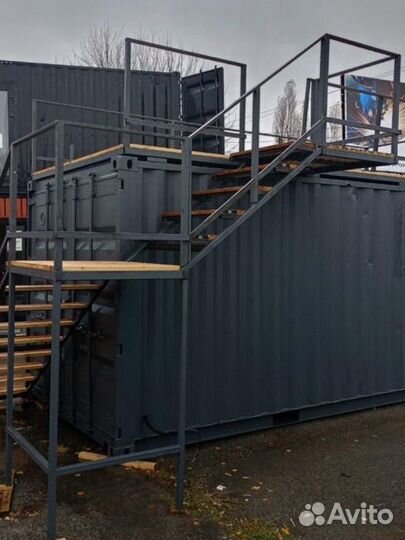 Кофейня из морского контейнера