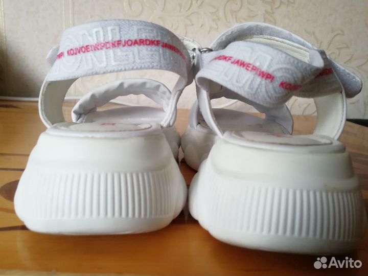 Сандали